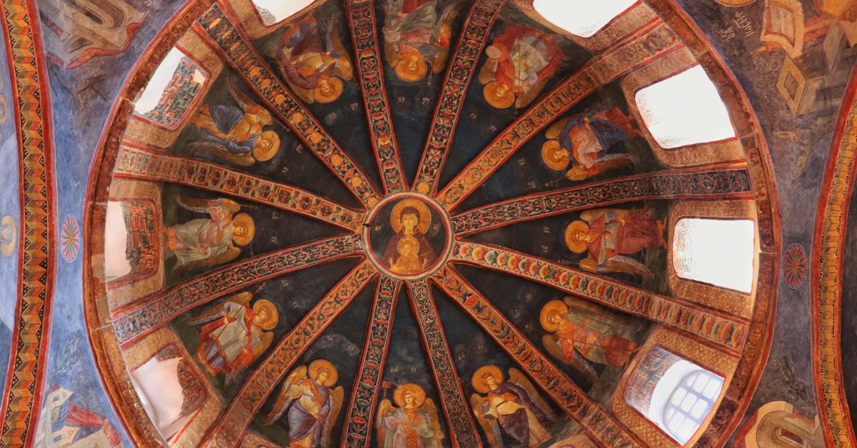 Stunning interior frescoes in the dome of Chora Church, İstanbul, showcasing intricate Orthodox art.